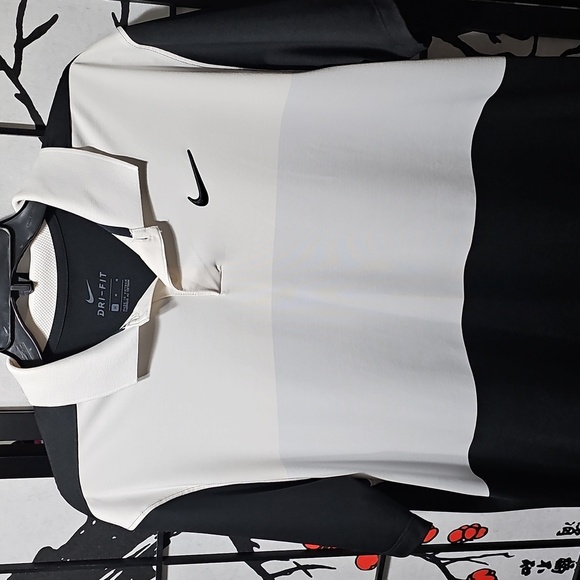 Nike Men's Black‎ and White Polo Colorblock Shirt Size Medium - Picture 2 of 5